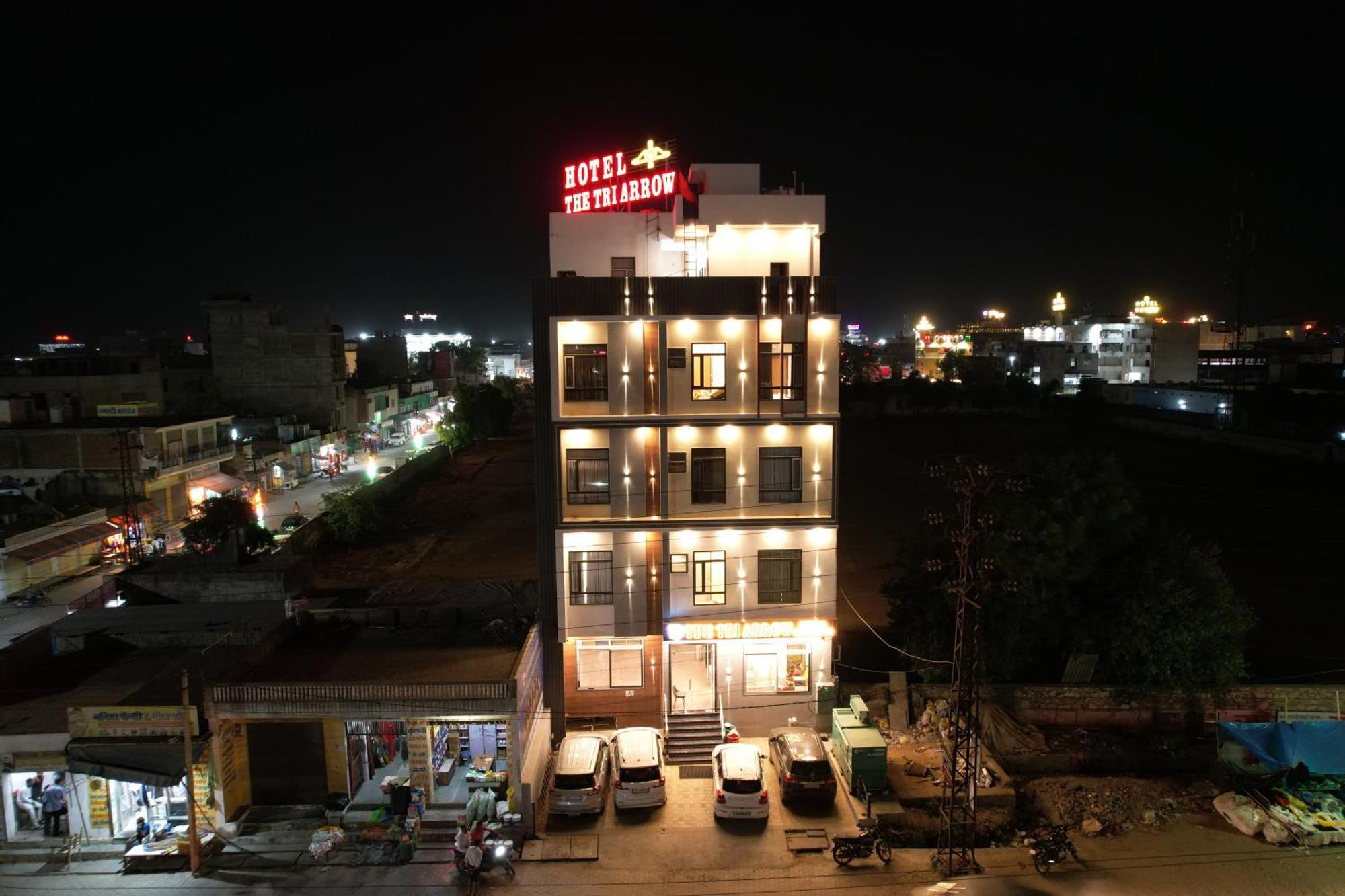 The Tri Arrow Hotel Khātu Eksteriør billede